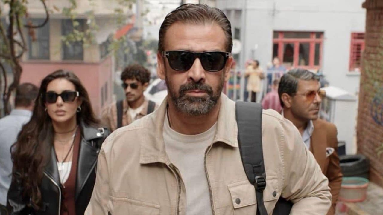 المشروع إكس backdrop